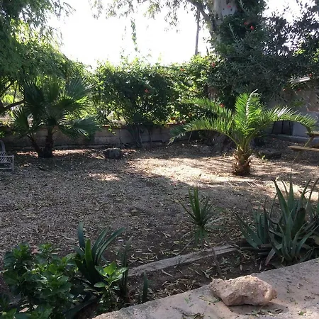 Estudio La Cochera De Sorrapa Deltebre
